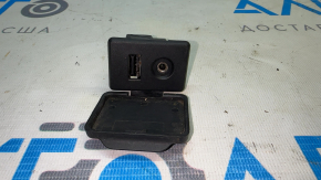 USB Hub, AUX Nissan Versa Note 13-17 тип 1