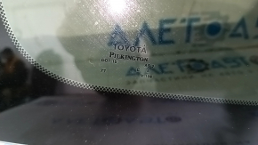 Стекло заднее Toyota Avalon 13-18 тонировка, подогрев, тычка