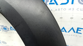 Угол накладки арки крыла переднего правого для Mazda CX-50 с небольшими дефектами