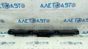 Кріплення заднього бампера центральне VW Passat b8 16-19 USA