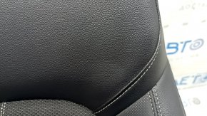 Обратная сторона обшивки спинки водительского сиденья Mazda CX-50 2023-2026, вид без дефектов