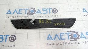 Накладка порога внешняя задняя левая VW Passat b8 16-19 USA R-Line, царапины, тычки