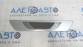 Накладка порога зовнішня ззаду права VW Passat b8 16-19 USA R-Line подряпини, вм'ятини