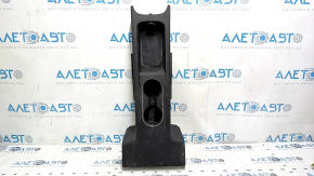 Консоль задняя Chevrolet Volt 11-12 черная, царапины, под чистку