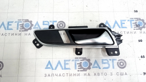 Ручка дверей внутрішня передня права VW Passat b8 16-19 USA подряпини