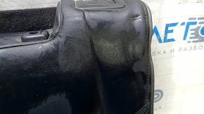 Элемент заднего ряда сидений Infiniti JX35/QX60, вид на заднюю часть, с небольшими потертостями.