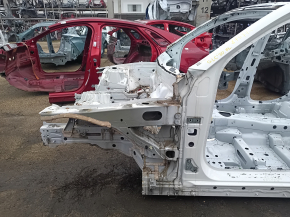 Чверть передня ліва Mercedes GLC 16-22 на кузові, біла