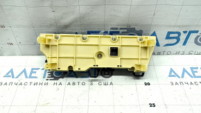 Управление климат-контролем Toyota Prius 30 13-15 рест, царапины