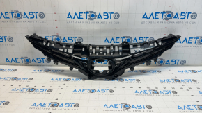 Решітка радіатора grill Toyota Camry v70 21-24
