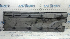Защита днища правая VW Passat b8 16-19 USA потерта
