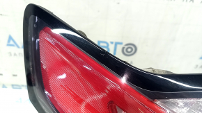Фонарь внутренний крышка багажника правый Ford Edge 19-22 рест Titanium, ST, царапины