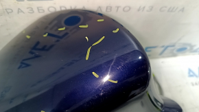 Царапины на корпусе бокового зеркала правого для Lexus ES 2013-2015.