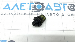Відбійник дверей багажника правий BMW X1 F48 20-22