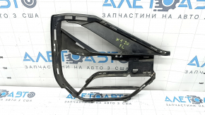 Передняя решетка кузова BMW X1 F48, оригинал, в отличном состоянии