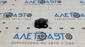 Кронштейн фари передній лівий VW Tiguan 22-24 на крилі