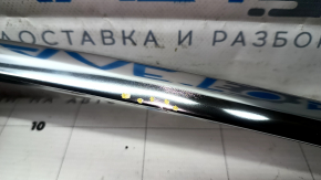 Накладка крыши правая Tesla Model 3 18-23 хром, тычка, царапины