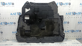 Защита двигателя Volvo XC40 19-22 пластик, трещины, нет фрагментов
