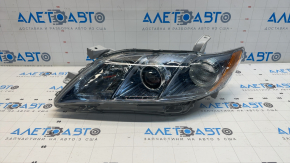 Фара передня ліва Toyota Camry v40 07-09 hybrid Галоген