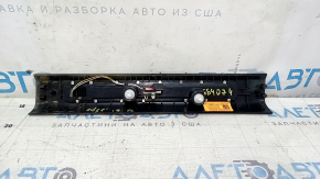 Накладка переднього порогу ліва Ford Edge 19-24 чорна з хром, з підсвічуванням, подряпини