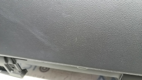 Перчаточный ящик, бардачок Volvo XC60 18-26 черный с замком, 2 части, царапины