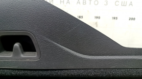 Деталь интерьера для Volvo XC60, вид с другой стороны, требует небольшой чистки.
