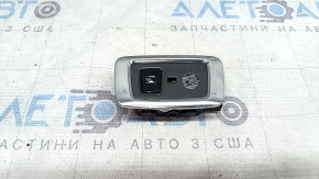 Плафон освітлення задній правий Volvo XC60 18-21 із хром вставкою