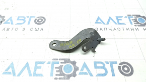 Кронштейн сигнала high левый Audi A4 B9 17-25
