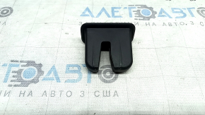Накладка замка крышки багажника Audi A4 B8 08-16 черная