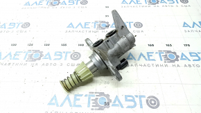 Головний гальмівний циліндр Audi A4 B9 17-25