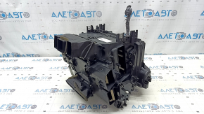 Корпус пічки голий кондиціонер Audi A4 B9 17-25 2 частини