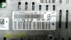 Щиток приборов Mercedes W213 E 17-20 без проекции, 70к, царапины