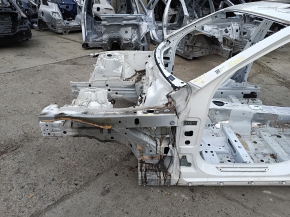 Чверть передня ліва Mercedes W213 E 17-23 на кузові, біла