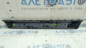 Накладка порога внешняя передняя левая Audi Q5 80A 18-25 черная с хромом, царапины