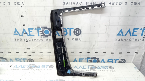 Вставка центральной консоли правая Audi Q5 80A 18-25 под дерево корень ореха, царапины