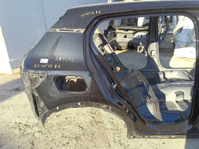 Чверть крило задня права Volvo XC40 19-26 на кузові, чорна