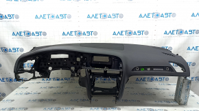 Торпедо передняя панель с AIRBAG Audi A4 B8 13-16 черная рест, царапины, ржавый пиропатрон
