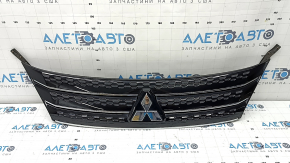 Грати радіатора grill з емблемою Mitsubishi Outlander 22-26 хром молдинги з ущільнювачами, пісок