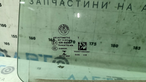 Стекло двери заднее левое Alfa Romeo Giulia 17-24 царапины