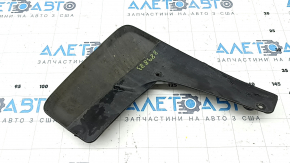 Брызговики задний правый Mitsubishi Outlander 22-26 царапины, потерт