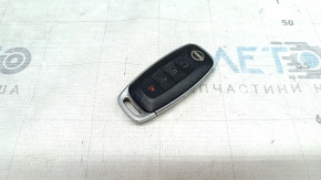 Ключ Nissan Rogue 23-26 SV, 4 кнопки, царапины, полез хром