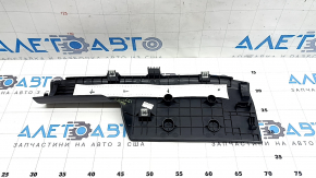 Накладка порога внутренняя задняя левая Kia Sorento 21-26 HEV, PHEV черная, царапины