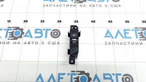 Управління підігрівом сидіння водія Kia Sorento 21-26 HEV, PHEV