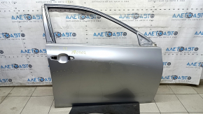 Дверь голая передняя правая Toyota Camry v55 15-17 usa, серебро 1J9, тычки, царапины