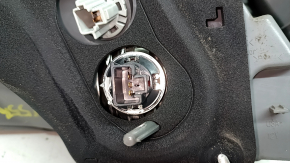 Блок подключения для фонаря Toyota, детальный вид.