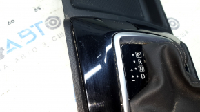 Накладка шифтера КПП Nissan Rogue 17-18 черная, царапины