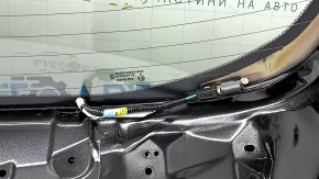 Подключение на внутренней стороне двери багажника Infiniti QX50, детали в порядке