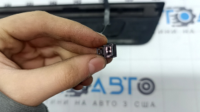 Накладка порога внешняя передняя правая Audi Q5 80A 18-25 черная с хромом и подсветкой, S-Line, царапины