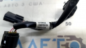 Проводка клапанов системы кондиционирования Nissan Ariya 23-26