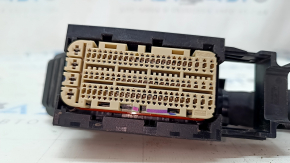 Фишка на блок ECU компьютер двигателя Hyundai Tucson 22-26 2.5 бежевая