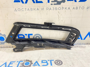 Решетка бампера правая VW Golf 15-17 с хром, под птф